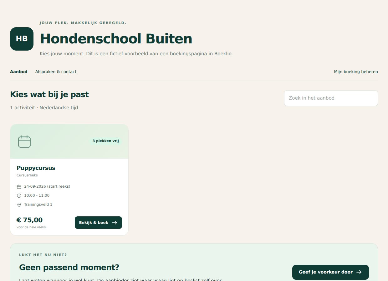 Boekingspagina van Hondenschool Buiten met Puppycursus. Fictief voorbeeld.